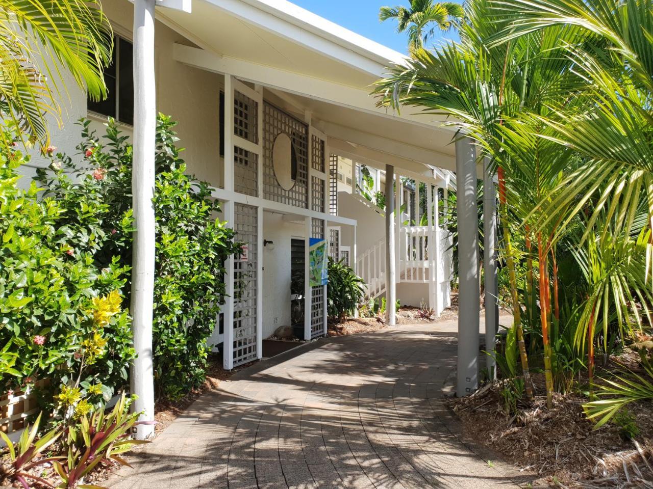 Rainforest Castaways Resort And Spa Mission Beach Exteriör bild